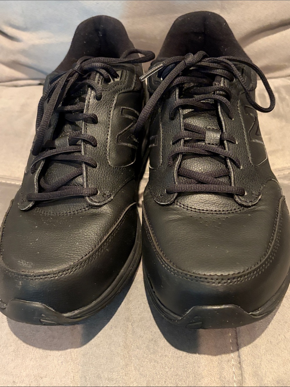 New Balance Men's Black M990GL6 Athletic Sneakers Size 10 4E (extra wide)